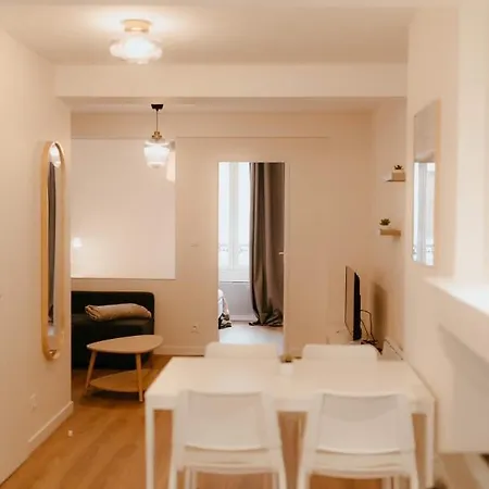 St Desire Apprt Cocon Au Coeur Du Centre Historique Apartmán Lons-le-Saunier